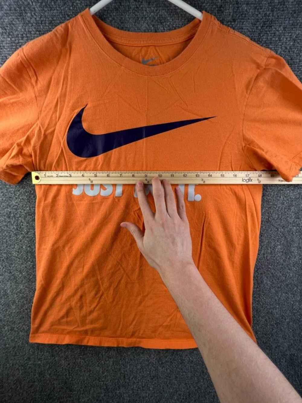 Nike Shirt Adult Medium Athletic Fit Orange Lightweight Short Sleeve Unisex